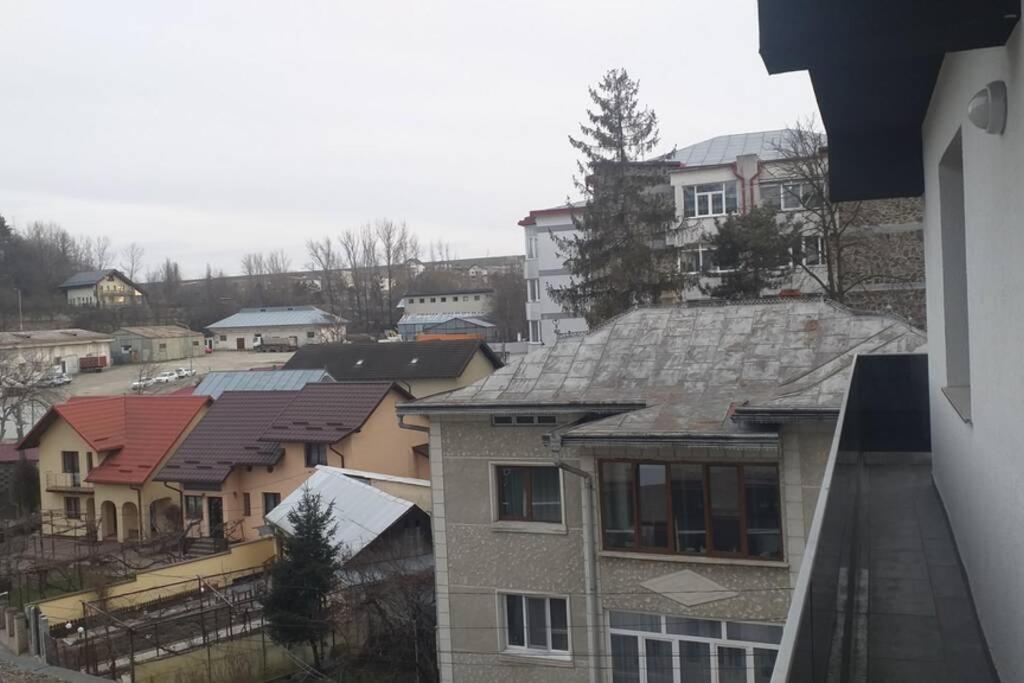 Apartament Locatia 0 Suczawa Zewnętrze zdjęcie