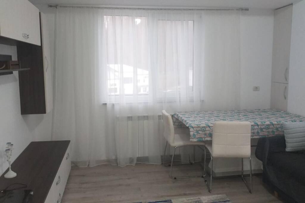 Apartament Locatia 0 Suczawa Zewnętrze zdjęcie